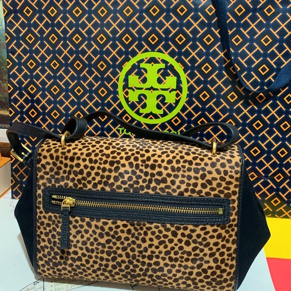 TORY BURCH LEOPARD PRINT SHOULDER or CROSS-BODY BAG - BLACK - Picture 2 of 6